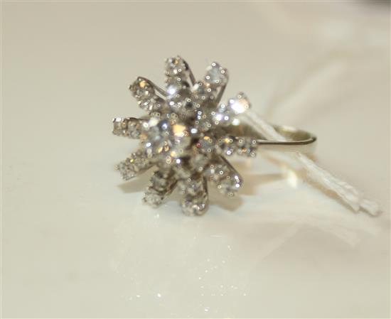 Diamond cluster ring